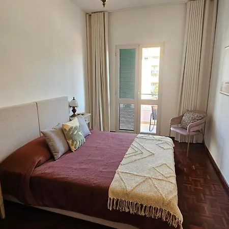 Garden And Seaview - Free Parking Apartment *
